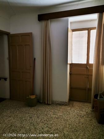 SE VENDE CASA EN EL BARRIO DE BELÉN Y SAN ROQUE - JAEN