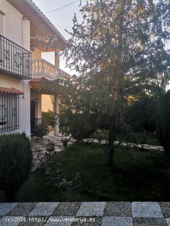 SE VENDE CASA EN LOS VILLARES - JAEN