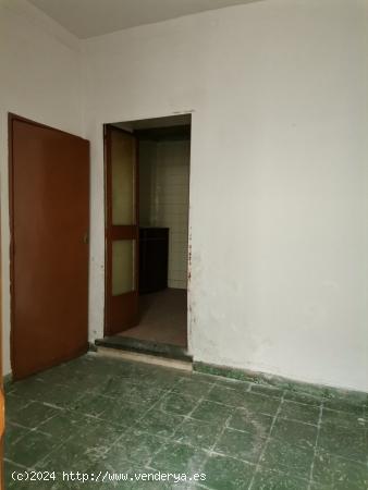 SE VENDE CASA ZONA SAN ROQUE - EJIDO DE BELÉN - JAEN