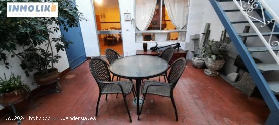 CASA EN EL BARRIO DEL NARANJO, 5 DORMITORIOS, PATIO, TERRAZA... - CORDOBA