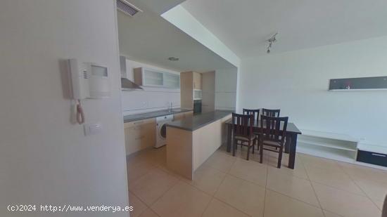 PRECIOSA VIVIENDA SEMINUEVA, JUNTO A RESCATADO Y LIBIA, CON COCEHRA Y PISCINA!!!!! - CORDOBA