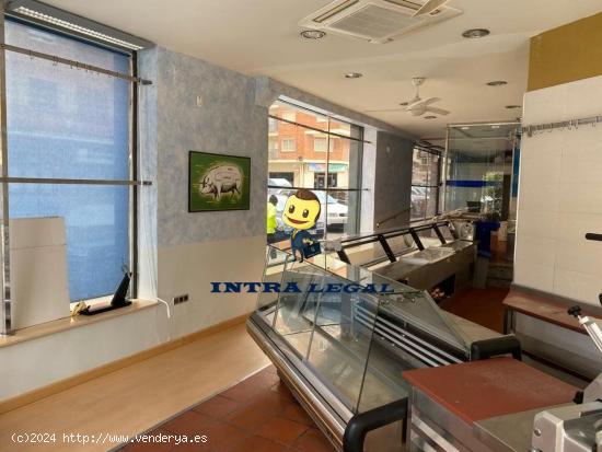 SE ALQUILA LOCAL COMERCIAL ZONA  ROLLO  850 € - SALAMANCA