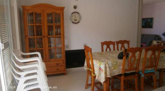 CHALET EN PRIMERA LINEA DE PLAYA EN AZOHIA!! - MURCIA