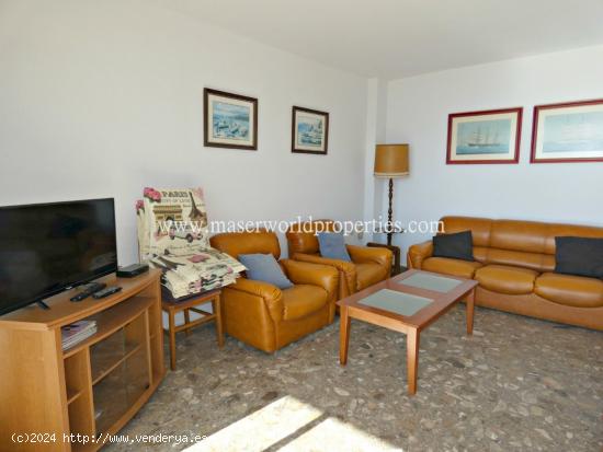 Piso en venta en Puerto de Mazarrón, 1ª línea del paseo - MURCIA