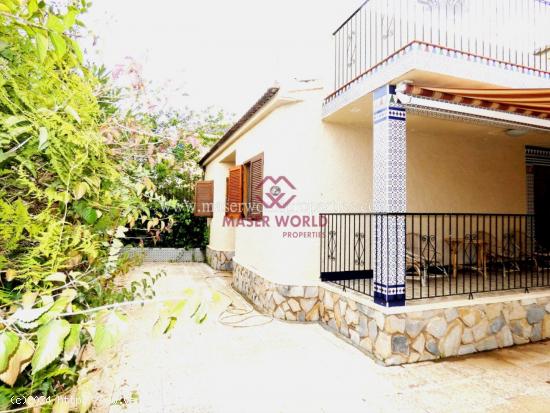 Chalet en venta en Puerto de Mazarron, Bahia - MURCIA