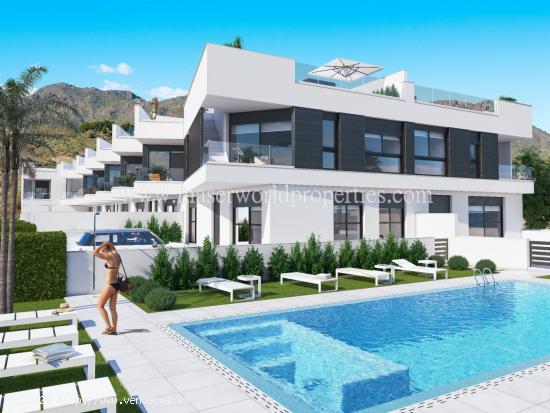 Residencial de bungalows con piscina comunitaria en la Costa de Almeria !! - ALMERIA