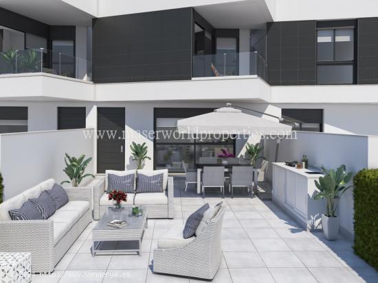 Residencial de bungalows con piscina comunitaria en la Costa de Almeria !! - ALMERIA