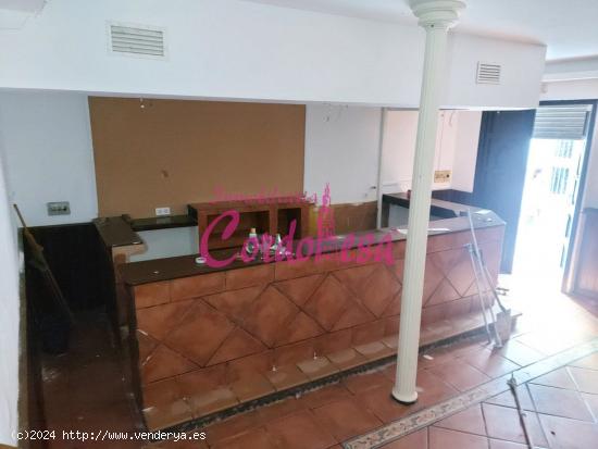 CASA INDEPENDIENTE CON LOCAL COMERCIAL EN PLANTA BAJA - CORDOBA