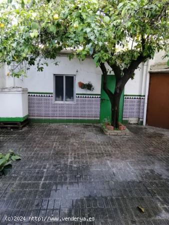 CASA PARA REFORMAR EN BUENA ZONA - SEVILLA