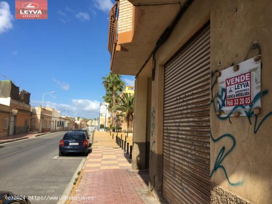 Local comercial en Avenida Principal de Puerto de Mzarron zona La ISla - MURCIA