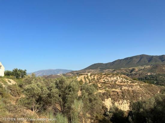 Finca en el Valle - GRANADA