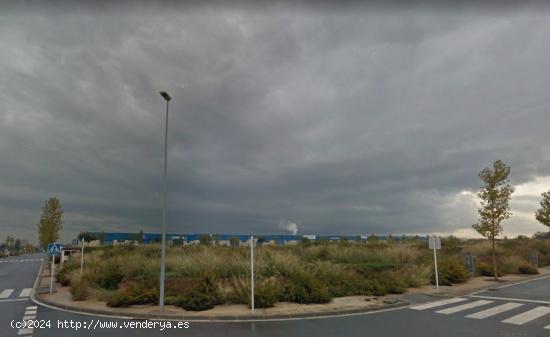 FANTÁSTICA PARCELA INDUSTRIAL DE 698 M2 EN P.I. MAS ALBA - TARRAGONA