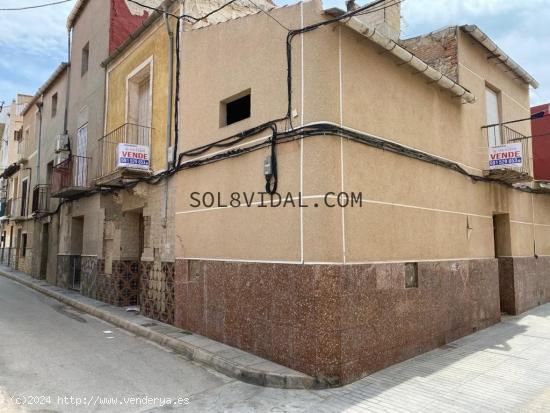 SOL8VIDAL VENDE  2 CASAS JUNTAS PARA REFORMAR EN ORIHUELA CENTRO - ALICANTE