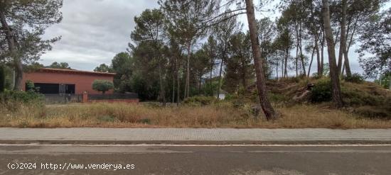 Terreno urbano en Salelles - BARCELONA