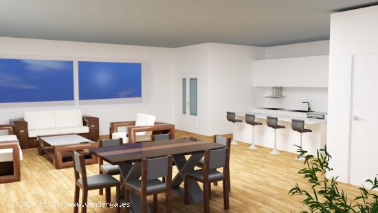 Vivienda de diseño, salón, cocina, 4 habitaciones, 2 baños, aseo, gran patio y piscina. - SEVILLA