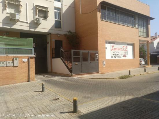 Plaza de garaje en venta en Sevilla Este - SEVILLA