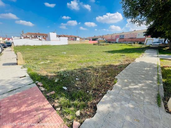 Solar en venta (proindiviso) en Huévar del Aljarafe - SEVILLA