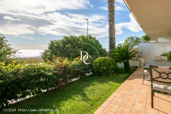 Piso en venta con vistas al mar - BARCELONA