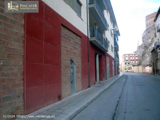 LOCAL EN UNA SOLA PLANTA CERCA DEL CENTRO - TERUEL