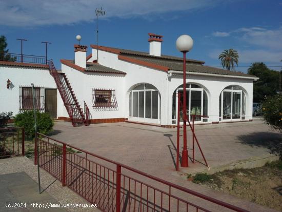 CHALET EN LAS BAYAS - ALICANTE