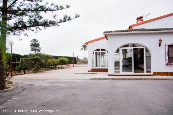 CHALET EN LAS BAYAS - ALICANTE