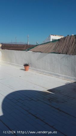 BUNGALOW EN GRAN ALACANT CON SOLARIUM Y TERRAZA - ALICANTE