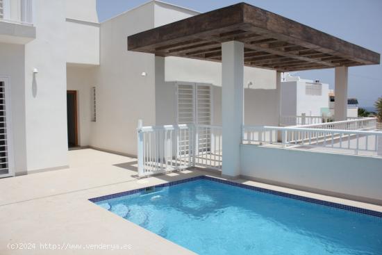 Se vende fantástico chalet en Mojacar playa!!! - ALMERIA