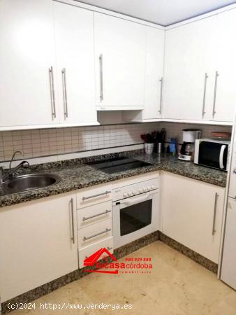 ¡Tu nuevo hogar en Lucena! Piso con cochera y comodidades en venta - CORDOBA