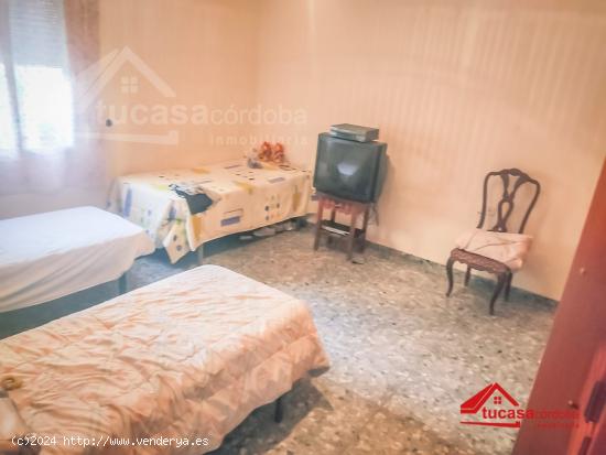 CASA EN VENTA PARA REFORMAR A TU GUSTO EN ZONA ARROYO EL MORO.- LAS DELICIAS - CORDOBA