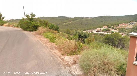 MAGNÍFICA PARCELA CON VISTAS EN COSTA CUNIT - TARRAGONA