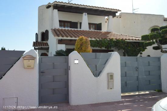 MAGNIFICA CASA CON VISTAS PANORAMICAS AL MAR - TARRAGONA