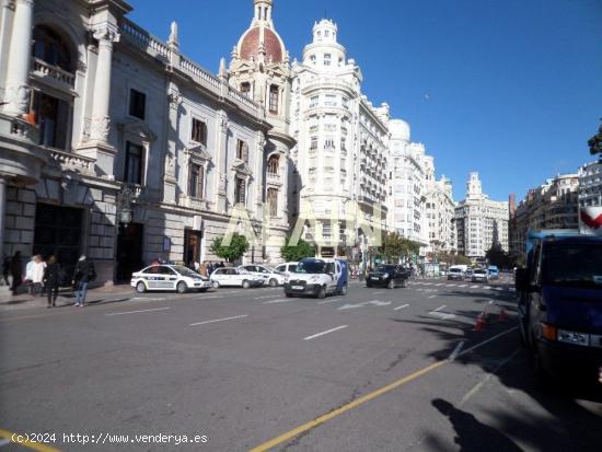 PISO TOTALMENTE DIAFANO EN PLAZA DE AYUNTAMIENTO DE VALENCIA - VALENCIA