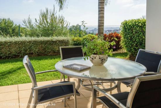 Fantástica Casa Adosada en venta con vistas y jardín en La Cala Resort, Mijas Costa - MALAGA