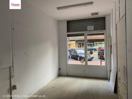 En Burgos Se alquila o vende local comercial en zona centro de unos 20 mt útiles - BURGOS