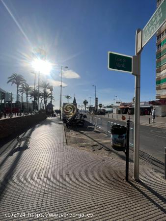 Se vende local comercial en segunda línea de Playa Levante a tan solo 50 m del mar. - ALICANTE