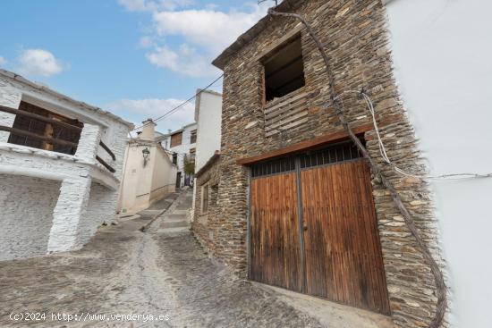 ESTRUCTURA EN CAPILEIRA - GRANADA