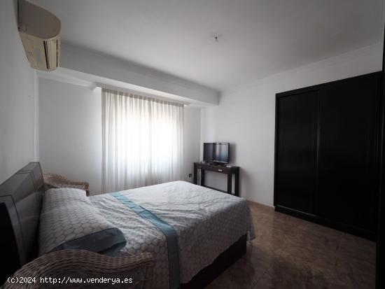 Piso de 3 dorm, 2 baños, trastero y 127 m2 por solo 110.000 euros. - CIUDAD REAL