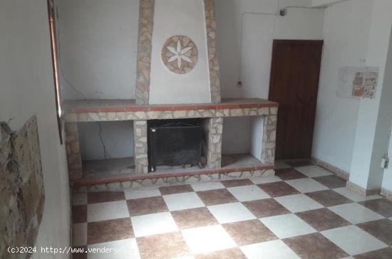 Se Vende en Ayora - VALENCIA