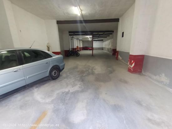 SE VENDE CASA CON GARAJE EN MOLINA DE SEGURA - MURCIA