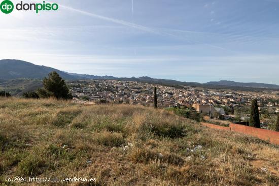 PONEMOS EN VENTA PARCELA EN EL RECINTO FERIAL DE HUETOR VEGA - GRANADA