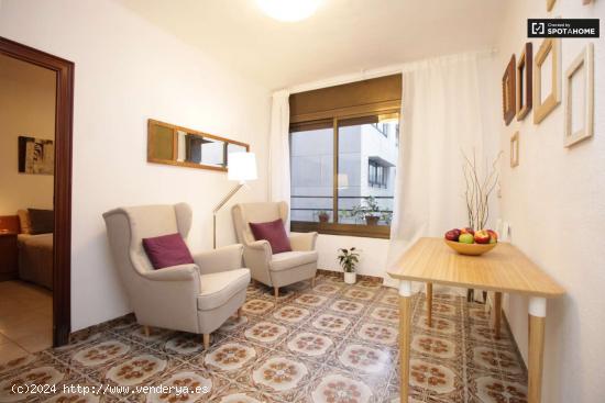  Apartamento amueblado de 3 dormitorios en alquiler en Poblenou - BARCELONA 