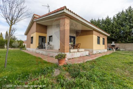 VENTA CHALET INDEPENDIENTE EN ALDEAMAYOR - VALLADOLID