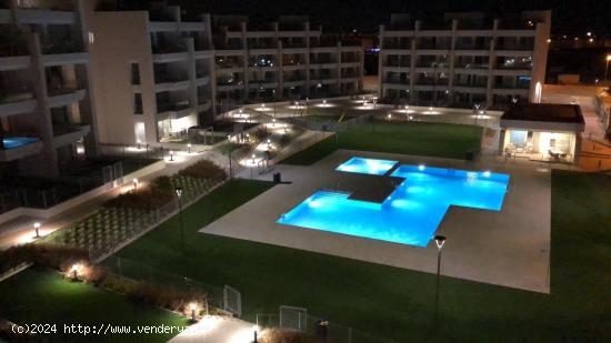 COMPLEJO RESIDENCIAL DE OBRA NUEVA EN VILLAMARTIN - ALICANTE