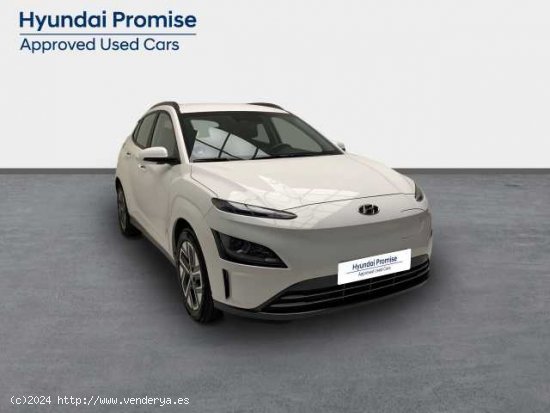 Hyundai Kona EV ( Maxx 150kW )  - Sant Boi de Llobregat