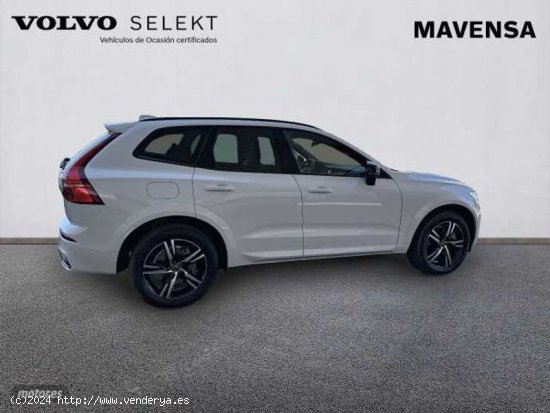 Volvo XC 60 XC60 R-Design, B4 mild hybrid (diesel) de 2022 con 40.000 Km por 48.900 EUR. en Badajoz