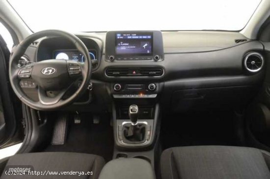 Hyundai Kona 1.0 TGDI Maxx 4x2 de 2023 con 14.183 Km por 20.800 EUR. en Alicante