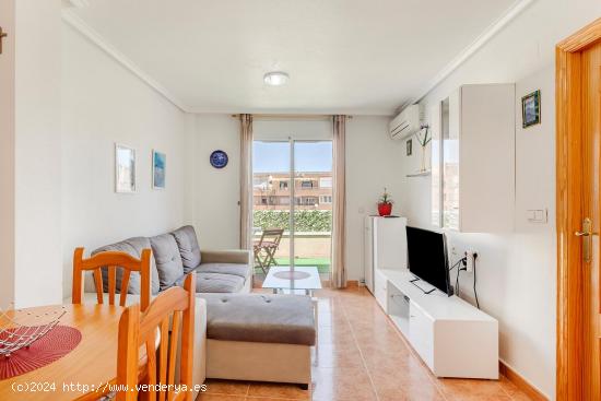 Apartamento de dos dormitorios con garaje incluido - ALICANTE