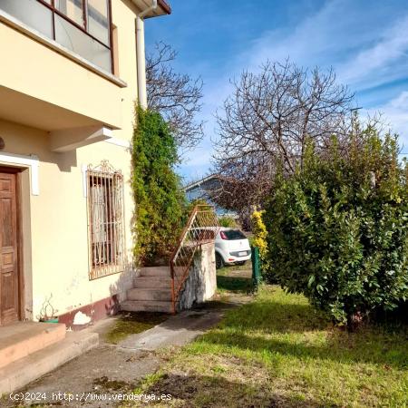 Casa de 2 plantas con terreno para reformar en Zurita - CANTABRIA