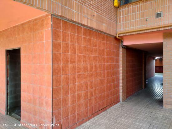 Local comercial para reformar en General Dávila - CANTABRIA