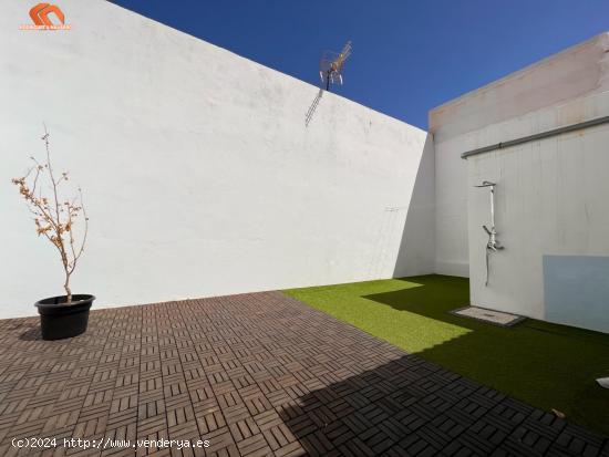 Casa con Terraza distribuida en una sola planta - LAS PALMAS